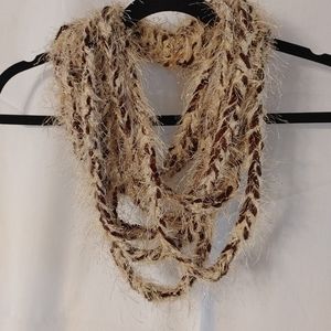Accent scarf